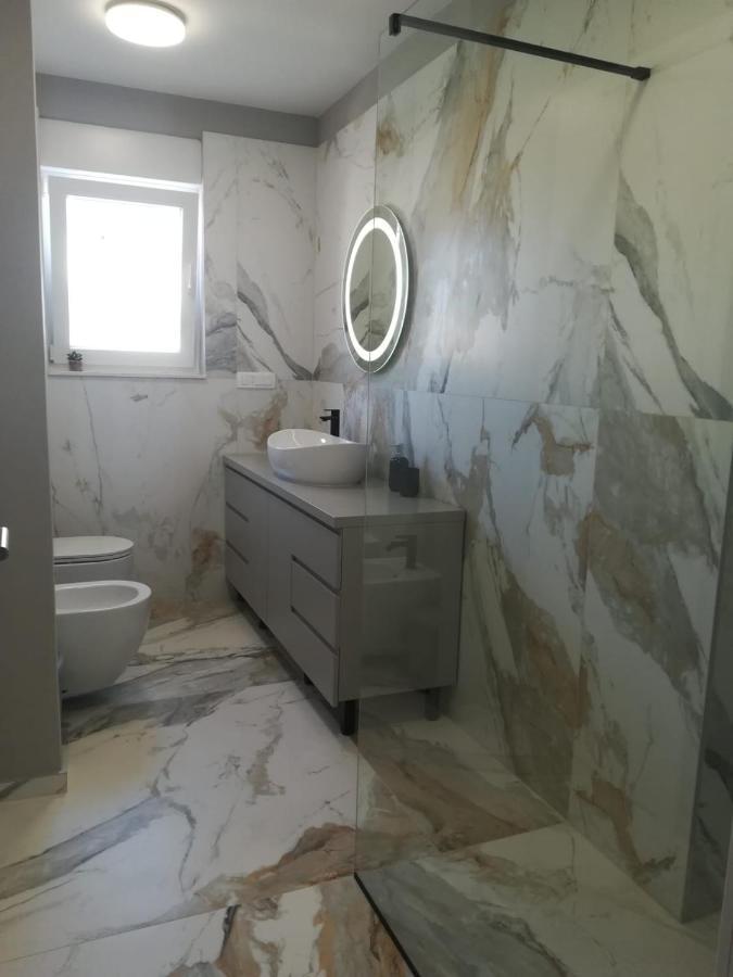 Apartman Marko 2 シベニク エクステリア 写真